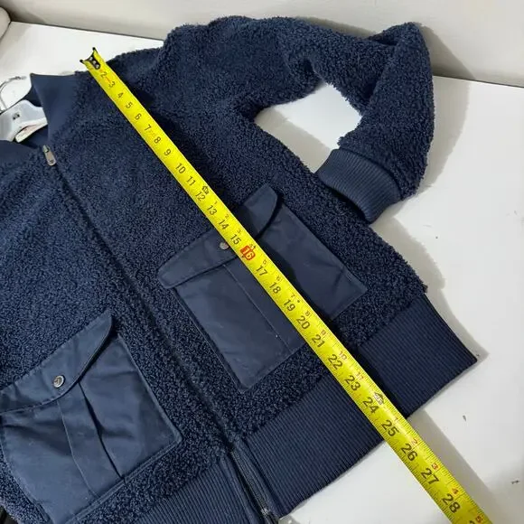 Fjallraven Women's Navy Jacket - Picture 7 of 11